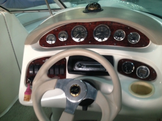 1998 Sea Ray 210 Sundeck