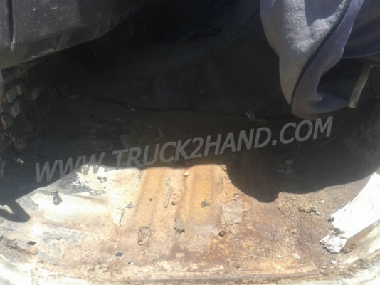 รถบรรทุกขยะอัดท้าย 6 ล้อ ยี่ห้อ MITSUBISHI FUSO ปีจดทะเบียน 2539