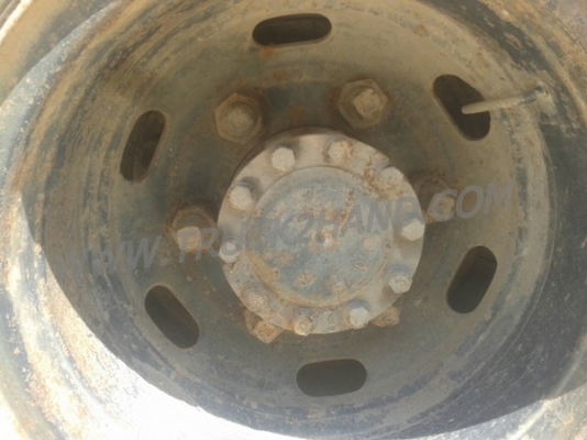 รถบรรทุกขยะอัดท้าย 6 ล้อ ยี่ห้อ MITSUBISHI FUSO ปีจดทะเบียน 2539