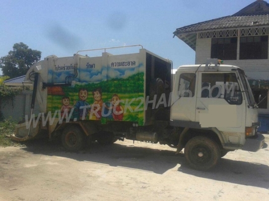 รถบรรทุกขยะอัดท้าย 6 ล้อ ยี่ห้อ MITSUBISHI FUSO ปีจดทะเบียน 2539