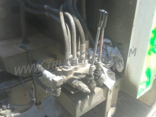 รถบรรทุกขยะอัดท้าย 6 ล้อ ยี่ห้อ MITSUBISHI FUSO ปีจดทะเบียน 2539