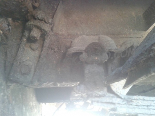 รถบรรทุกขยะอัดท้าย 6 ล้อ ยี่ห้อ MITSUBISHI FUSO ปีจดทะเบียน 2539