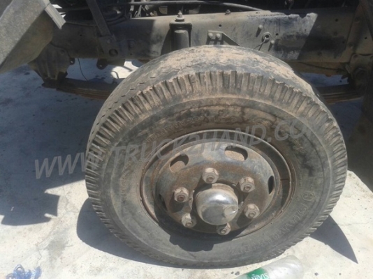 รถบรรทุกขยะอัดท้าย 6 ล้อ ยี่ห้อ MITSUBISHI FUSO ปีจดทะเบียน 2539