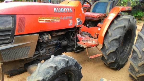 ขายรถไถ KUBOTA   L4508 ตัวเปล่า ขายคู่2 คัน 300,000