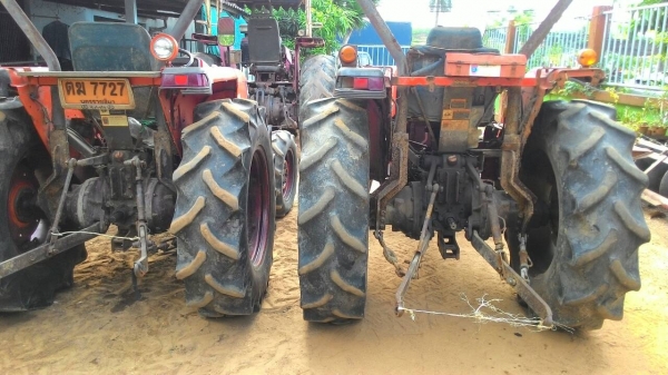 ขายรถไถ KUBOTA   L4508 ตัวเปล่า ขายคู่2 คัน 300,000