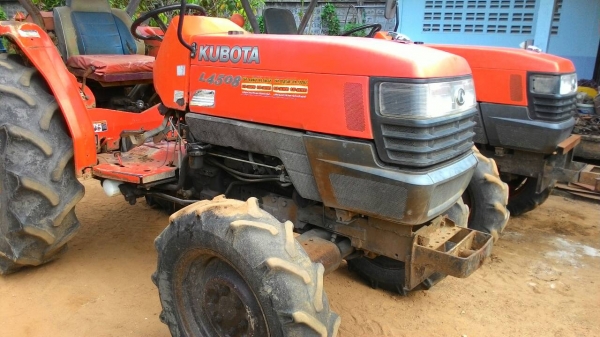 ขายรถไถ KUBOTA   L4508 ตัวเปล่า ขายคู่2 คัน 300,000