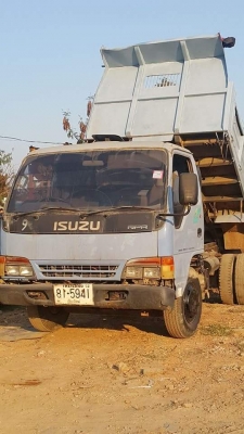 รถบรรทุก ISUZU