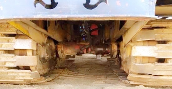 ขายด่วน รถเกี่ยวข้าวเกษตรพัฒนา รุ่น ไอ้หนุ่มไวไฟ ปี 49 รถสภาพดีมากพร้อมทำงานได้เลยครับ เครื่องยนต์ 260 HP 6D16 เทอร์โบ อุ้มปรับระดับ 2.5 ตัน ปั๊มอินตั้นเบอร์ 22 แห้งดีแรงดีสุดๆไม่มีเยิ้มครับ ช่วงล่างใหญ่ตัวเดิน 200 แน่นดีพร้อมใช้งาน ราคาต่อรองได้ครับ