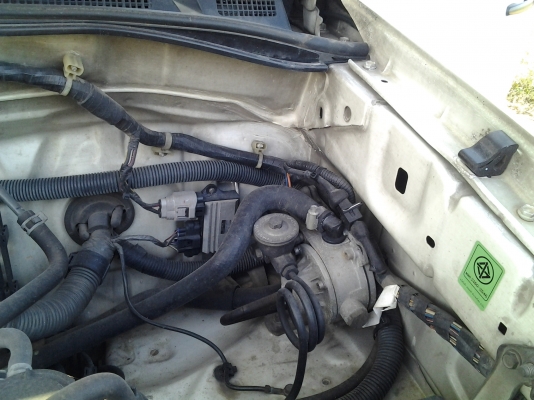 วีโก้หัวเดียวพร้อมตู้บรรทุก วีโก้หัวเดียวพร้อมตู้บรรทุก