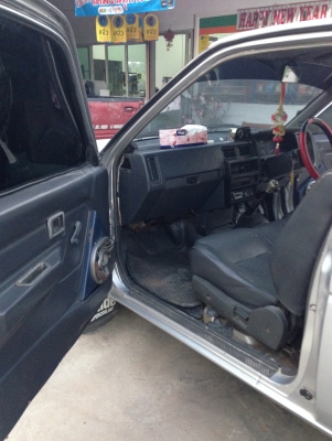 ขายด่วน!กระบะnissan ตอนเดียว รุ่นฝาแดงสภาพสวย แอร์เย็น พร้อมใช้งาน ขายด่วน!กระบะnissan ตอนเดียว รุ่นฝาแดงสภาพสวย แอร์เย็น พร้อมใช้งาน