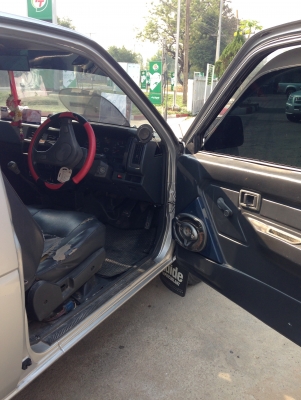 ขายด่วน!กระบะnissan ตอนเดียว รุ่นฝาแดงสภาพสวย แอร์เย็น พร้อมใช้งาน ขายด่วน!กระบะnissan ตอนเดียว รุ่นฝาแดงสภาพสวย แอร์เย็น พร้อมใช้งาน