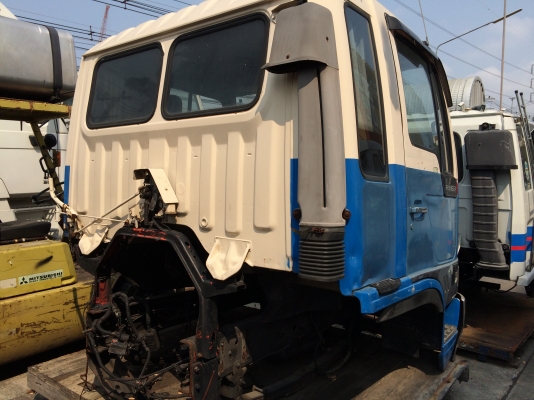 ขายหัวเก๋ง ฮีโน่ 6 ล้อ ไฮเทค ปีกนก ของนอก