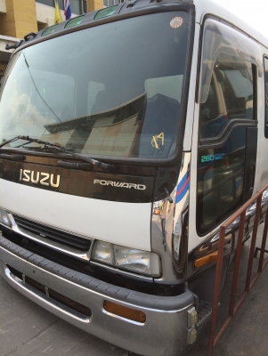 ขายหัวเก๋ง อีซูซุ  เดก้า หัวแคบหลังคาสูง ของนอก