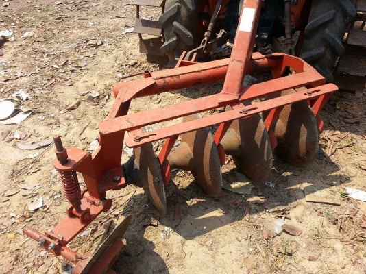 ขายรถไถKUBOTA ุL1500 อุปกรณ์ผานหลัง เครื่องดี ช่วงล่างดี พร้อมใช้งาน โทร090-8588220คุณนะ  093-3258446คุณบิวตี้ ID:narong498 หรือ www.truck.in.th/498 หรือfb:ณรงค์ ซื้อขายรถมือสอง(เว็บไซต์ส่วนตัว)