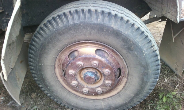 รถฮีโน่ 10 ล้อดั้ม FM227 - 220 แรงม้า. ปี 33  ( มีขาย 2 คัน. )  สนใจติดต่อ 081 - 6079515