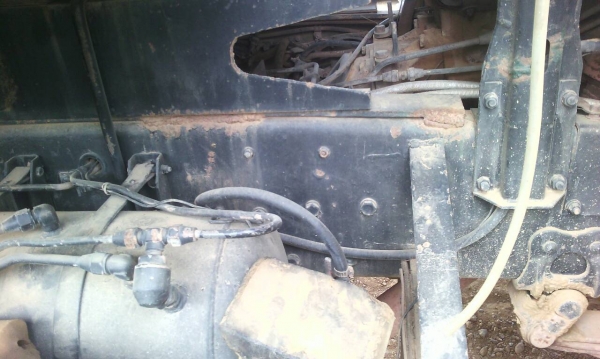 รถฮีโน่ 10 ล้อดั้ม FM227 - 220 แรงม้า. ปี 33  ( มีขาย 2 คัน. )  สนใจติดต่อ 081 - 6079515