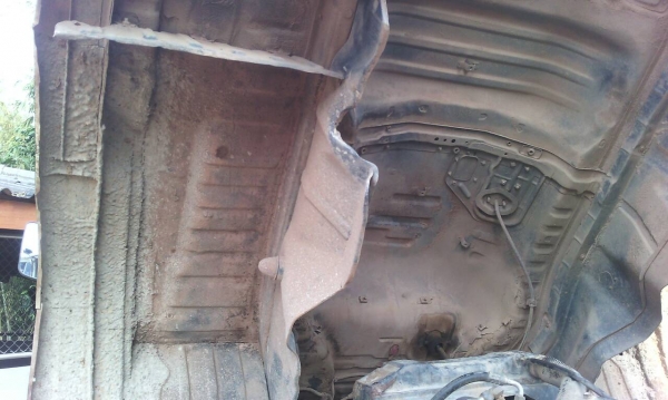 รถฮีโน่ 10 ล้อดั้ม FM227 - 220 แรงม้า. ปี 33  ( มีขาย 2 คัน. )  สนใจติดต่อ 081 - 6079515