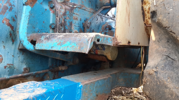 ขายรถไถฟอร์ด 77 T5 ไอดีกลม เครื่อง 6600 รถใช้งานประจำครับ สภาพดี พร้อมใช้งาน ไม่มีเล่ม เอกสารสัญญาซื้อขายครับ ขายรถไถฟอร์ด 77 T5 ไอดีกลม เครื่อง 6600 รถใช้งานประจำครับ สภาพดี พร้อมใช้งาน ไม่มีเล่ม เอกสารสัญญาซื้อขายครับ