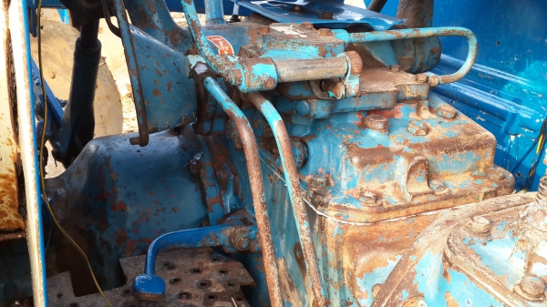 ขายรถไถฟอร์ด 77 T5 ไอดีกลม เครื่อง 6600 รถใช้งานประจำครับ สภาพดี พร้อมใช้งาน ไม่มีเล่ม เอกสารสัญญาซื้อขายครับ ขายรถไถฟอร์ด 77 T5 ไอดีกลม เครื่อง 6600 รถใช้งานประจำครับ สภาพดี พร้อมใช้งาน ไม่มีเล่ม เอกสารสัญญาซื้อขายครับ