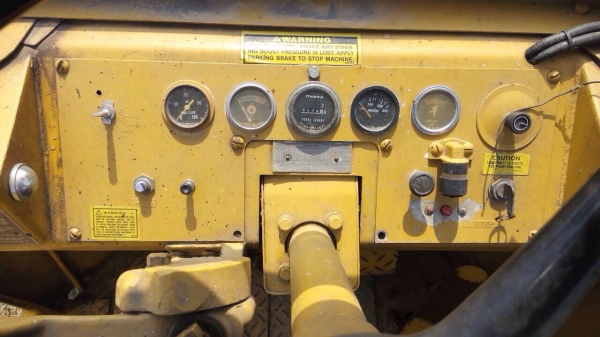 ขายรถตัก CAT 910 รถซื้อมาเก่านอก ใช้งานในไทย 1 ปี ขายรถตัก CAT 910 รถซื้อมาเก่านอก ใช้งานในไทย 1 ปี