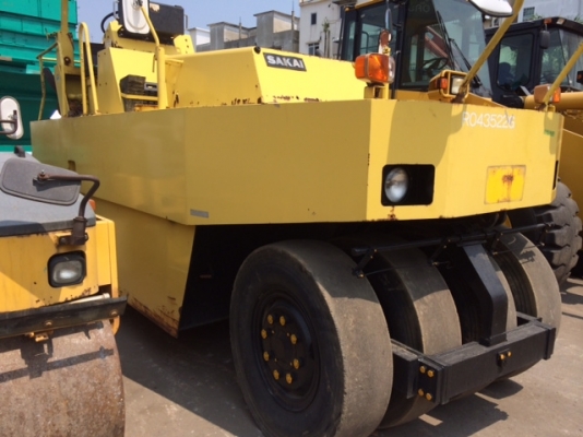 รบบด 9 ล้อยาง Sakai TS200 รถเก่านอก นำเข้าจากญี่ปุ่น เพิ่งเหยียบถึงไทย สภาพเดิมๆ รบบด 9 ล้อยาง Sakai TS200 รถเก่านอก นำเข้าจากญี่ปุ่น เพิ่งเหยียบถึงไทย สภาพเดิมๆ