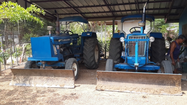 ขายรถไถ Ford 77 ท้าย 6600 สภาพดี มีเล่มทะเบียน ขายรถไถ Ford 77 ท้าย 6600 สภาพดี มีเล่มทะเบียน