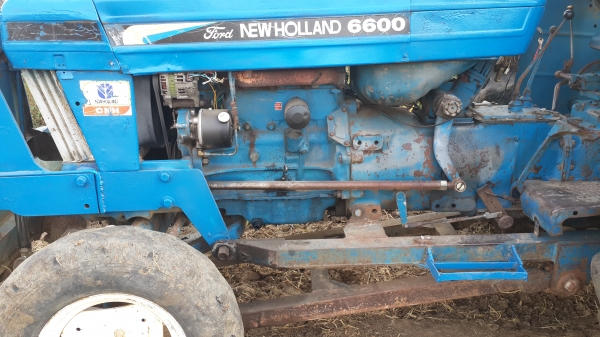 ขายรถไถ Ford 77 ท้าย 6600 สภาพดี มีเล่มทะเบียน ขายรถไถ Ford 77 ท้าย 6600 สภาพดี มีเล่มทะเบียน