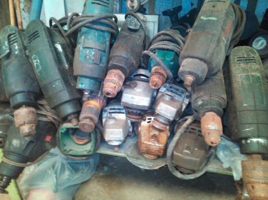 ขายสว่านไฟฟ้า ขายหมดทั้งหมด สภาพใช้งานได้