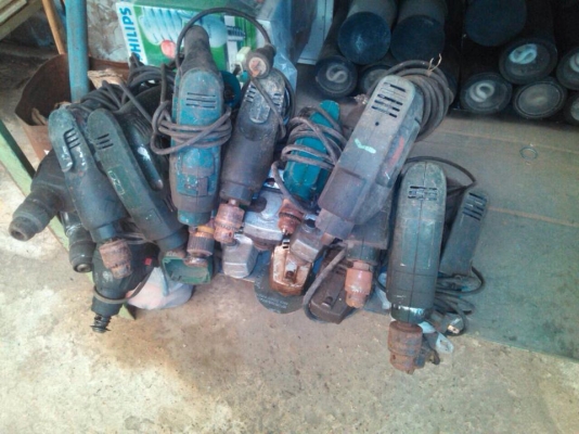 ขายสว่านไฟฟ้า ขายหมดทั้งหมด สภาพใช้งานได้ ขายสว่านไฟฟ้า ขายหมดทั้งหมด สภาพใช้งานได้