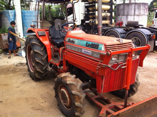 ขายรถไถเก่านอก KUBOTA 38.5แรง อุปกรณ์ครบ ผานดันหน้า ผาน3 พร้อมใช้งาน 089-8415606 สุทธิพงษ์