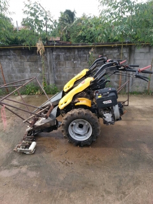 ขายรถตัดอ้อย เท่าไหร่ก็ขาย