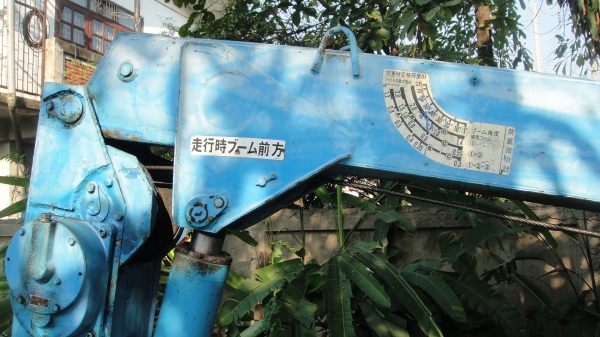 เครน UNIC V-TURBO 2.5ตัน รุ่นใหม่6เหลี่ยม ท้องวี หลังวี 3ปลอก2ชัก เก่านอก อุปกรณ์ครบ สภาพสวย ราคาถูก