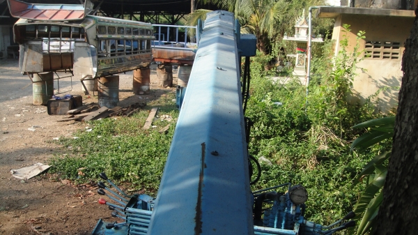 เครน UNIC V-TURBO 2.5ตัน รุ่นใหม่6เหลี่ยม ท้องวี หลังวี 3ปลอก2ชัก เก่านอก อุปกรณ์ครบ สภาพสวย ราคาถูก