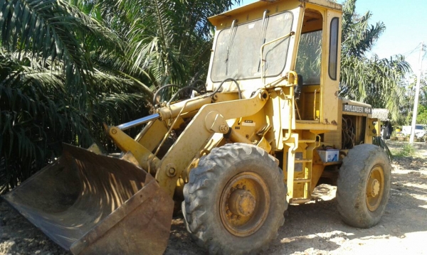 รถตัก JH.  65C.     สนใจติดต่อ  081 - 6079515