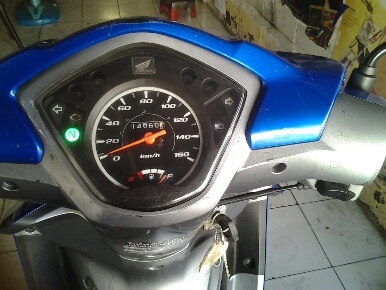 เวฟ110iปี254ตาท มือ