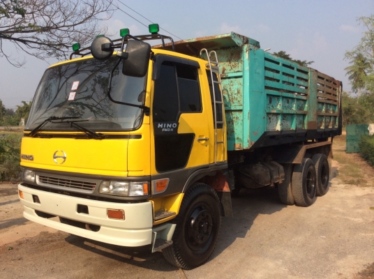 HINO10ล้อดั๊ม 3Hแท้ 195แรง เครื่องดี ครัทซีสวย  พร้อมใช้งานได้เลย ขาย 760,000 บาท (ศุภากร 081-4252943)