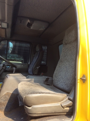 HINO10ล้อดั๊ม 3Hแท้ 195แรง เครื่องดี ครัทซีสวย  พร้อมใช้งานได้เลย ขาย 760,000 บาท (ศุภากร 081-4252943)