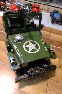 ขายโมเดลรถสังกะสีjeep willy สมัยสงครามโลกครั้งที่ 2