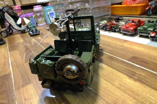 ขายโมเดลรถสังกะสีjeep willy สมัยสงครามโลกครั้งที่ 2
