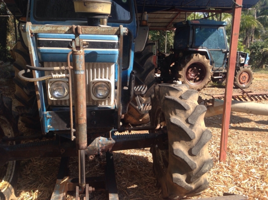 ขายรถไถ FORD6610 2เพลา ตู้แอร์ มีเทอร์โบ สภาพพร้อมใช้