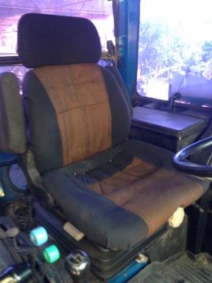 ขายรถไถ FORD6610 2เพลา ตู้แอร์ มีเทอร์โบ สภาพพร้อมใช้