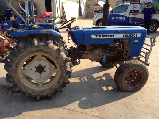แทรคเตอร์ อิเซกิ TS2200 แทรคเตอร์ อิเซกิ TS2200