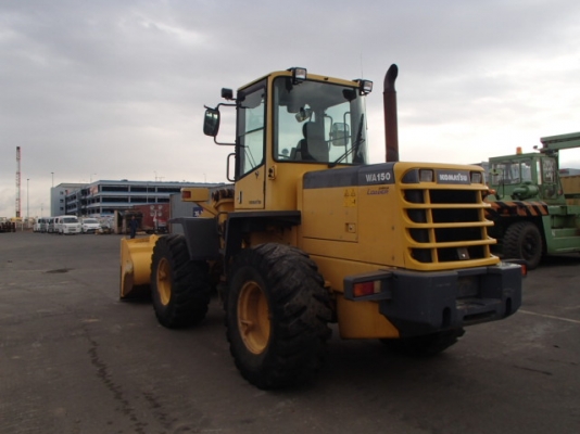 รถตักล้อยาง WA150-3-64225