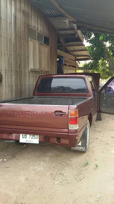 รถปิ๊กอัพ อีซูซุ TFR