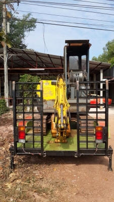 ขายด่วนเครื่องจักรกลหนัก รถแบคโฮ โคมัสสุ PC28uu