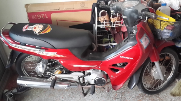 ขายฮอนด้าดรีม125พร้อมใช้งานครับ ขายฮอนด้าดรีม125พร้อมใช้งานครับ