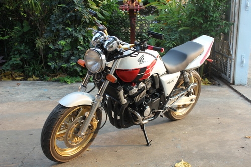 /////ขาย honda cb 400 cc  ปี 97 ///