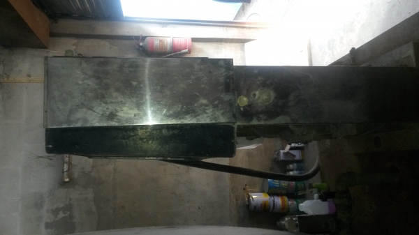 ขายแท้งค์น้ำมันขนาดใหญ่ พร้อมตู้เติมน้ำมันไม่เป็นสนิมครับ เก็บไว้ในร่มใช้งานได้ปรกติ น้ำมันยังอยู่ในถังอีกเยอะครับ ขาย 58000 บาท