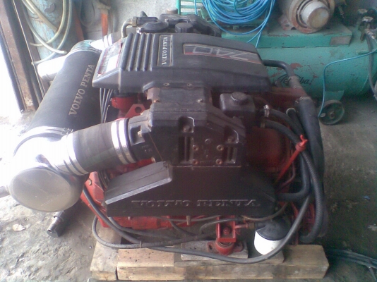 ขายเครื่อง VOLVO PENTA 7.4 ราคา 140,000 บาทถ้วนค่ะ เครื่องอยู่กรุงเทพค่ะ