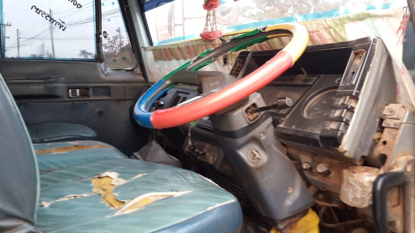 ขายด่วนISUZUROCKY240นางฟ้าแท้เอกสารครบรถใช้งานทุกวันมีระบบลากลูกโทร0843923995